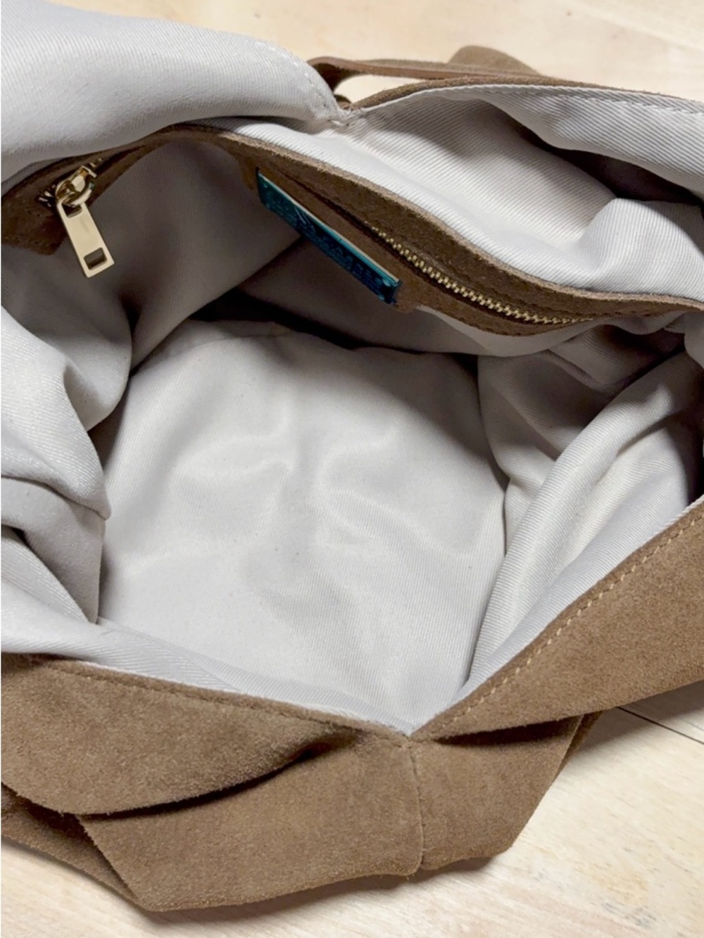 Divina Firenze Italian Suede Hobo Bag - Picture 8 of 11